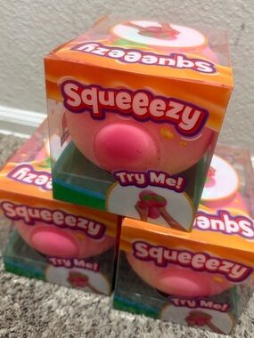 Bundle of 3 Toymendous Squeeeze Peach Squishy Toy. Viral Sensory Food Fidget